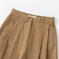 Ther. Camel High-waisted Pleated Trousers | MADA IN CHINA