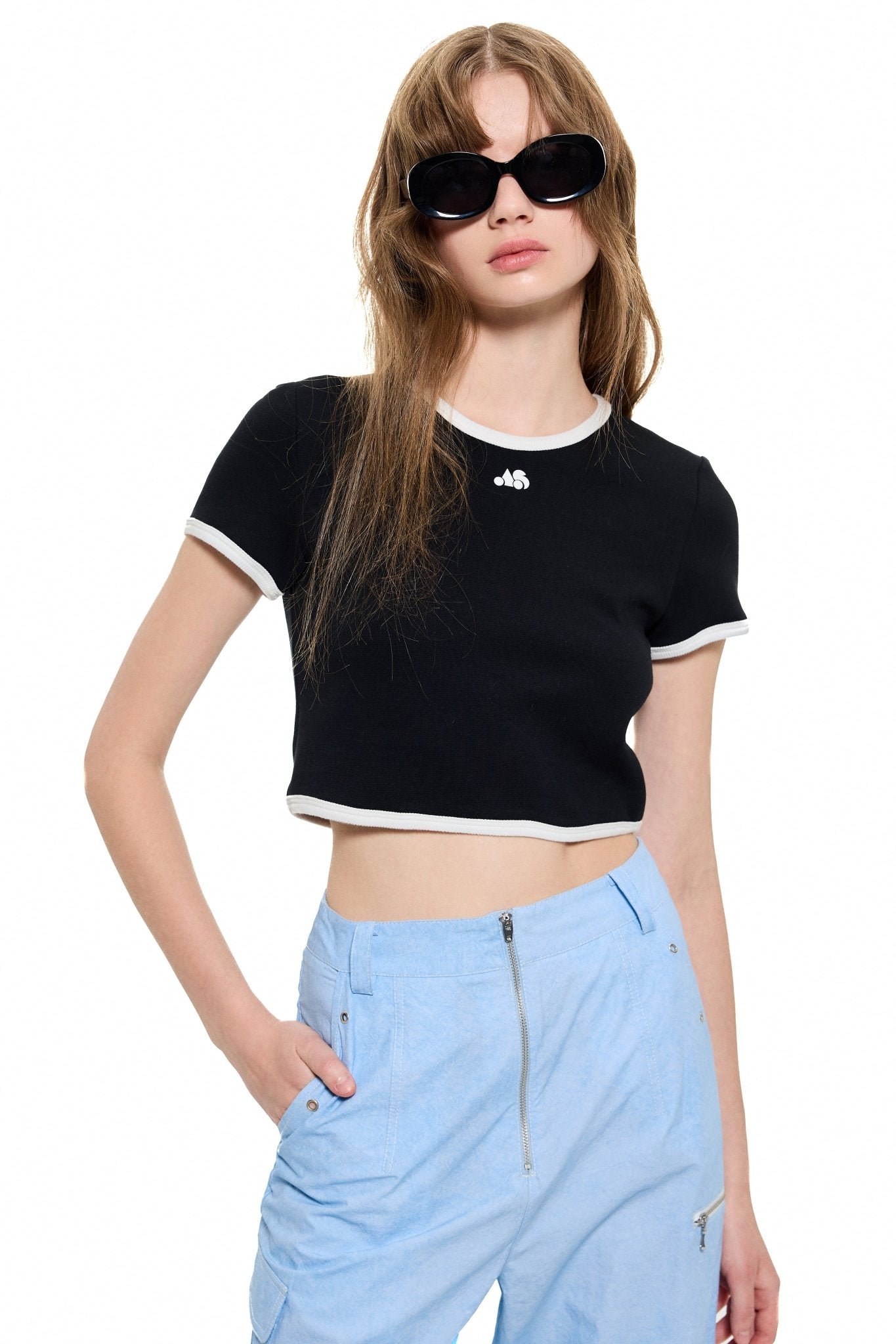 Alexia Sandra AS Cropped T - Shirt in Black | MADA IN CHINA