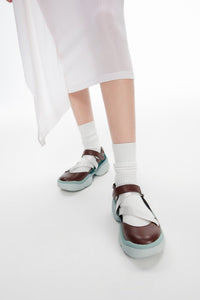 LOST IN ECHO Asymmetrical Shaped Thick - soled Sports Sandals in Brown | MADA IN CHINA