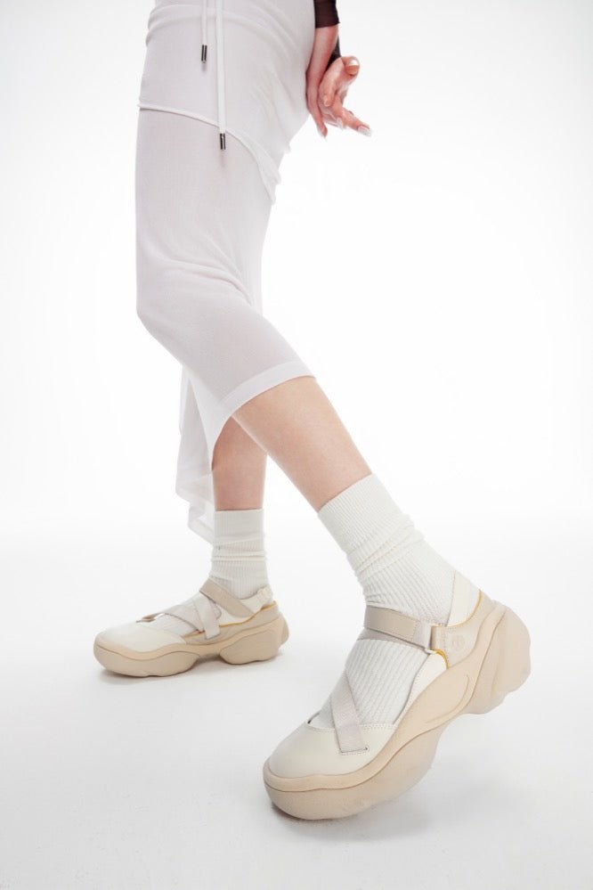 LOST IN ECHO Asymmetrical Shaped Thick - soled Sports Sandals in White | MADA IN CHINA