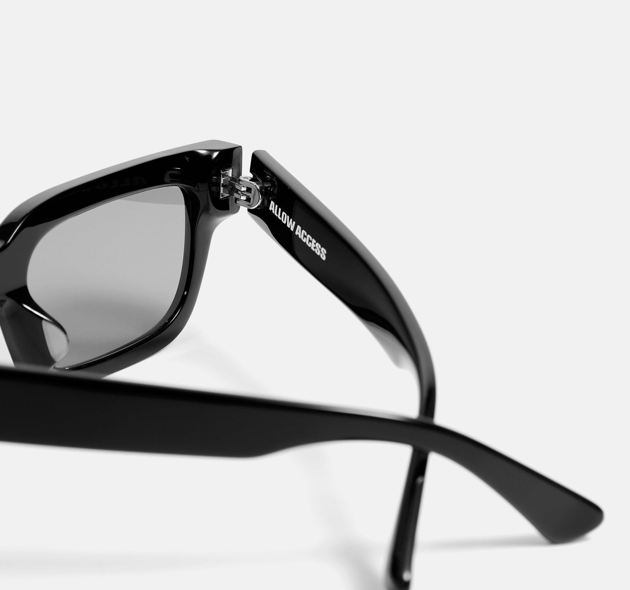 Allow Access Attraction Series Soul Sunglass In Black | MADA IN CHINA