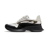LOST IN ECHO Black and White Retro Running Shoes with Raised Toes | MADA IN CHINA