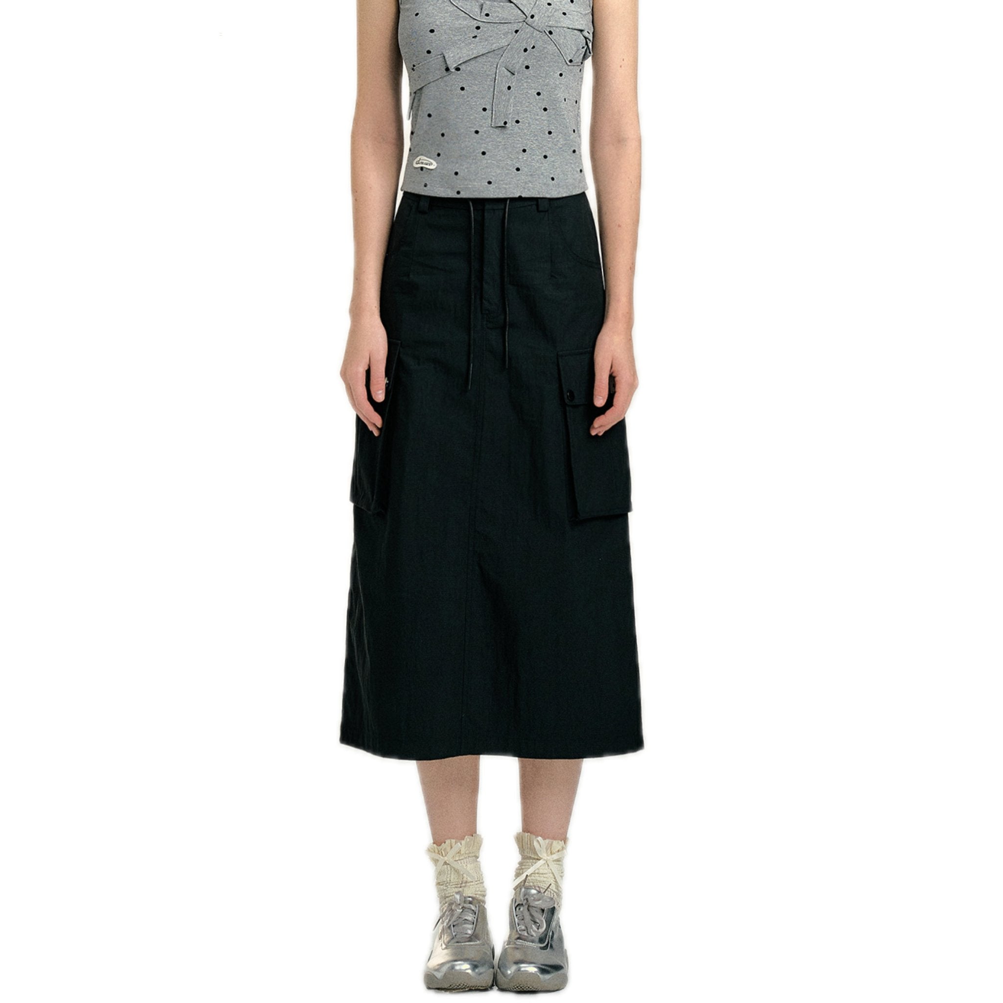 SOMESOWE Black Cargo Skirt | MADA IN CHINA