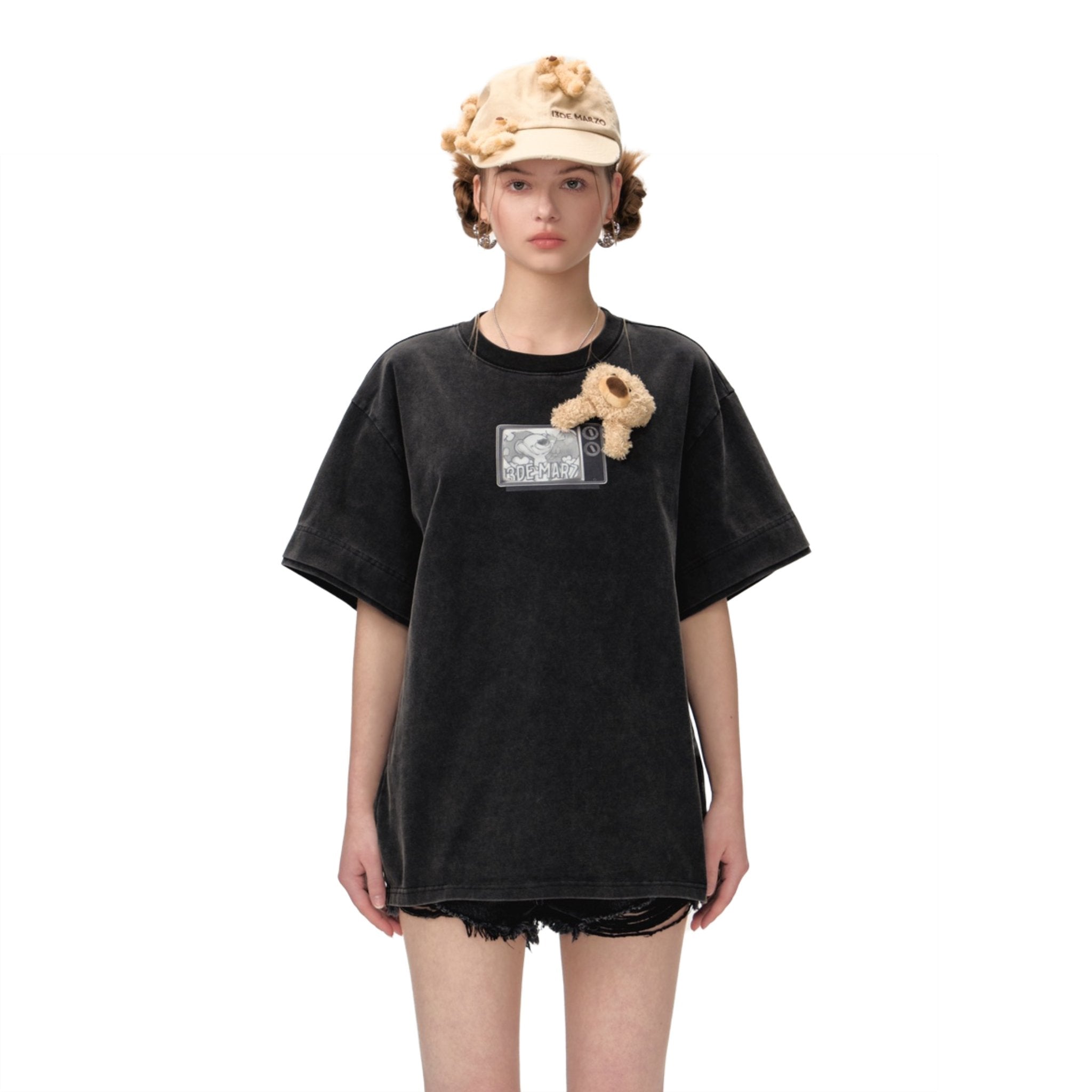 13DE MARZO Black Plush TV Bear T-Shirt | MADA IN CHINA