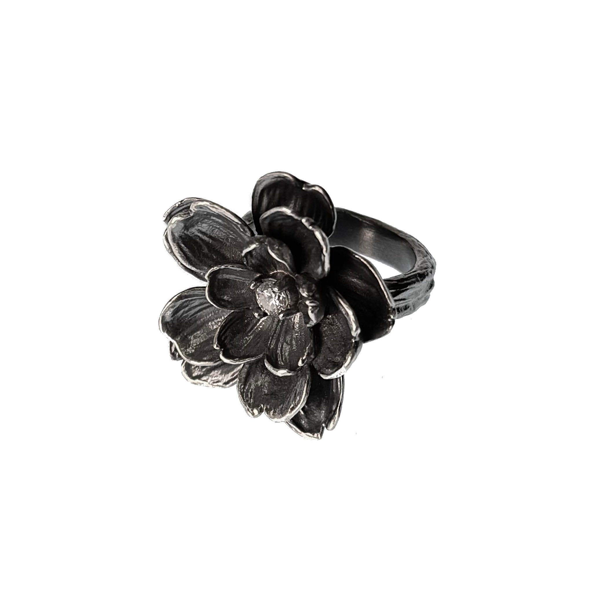 CHENG Black Silver Cherry Blossom Ring | MADA IN CHINA