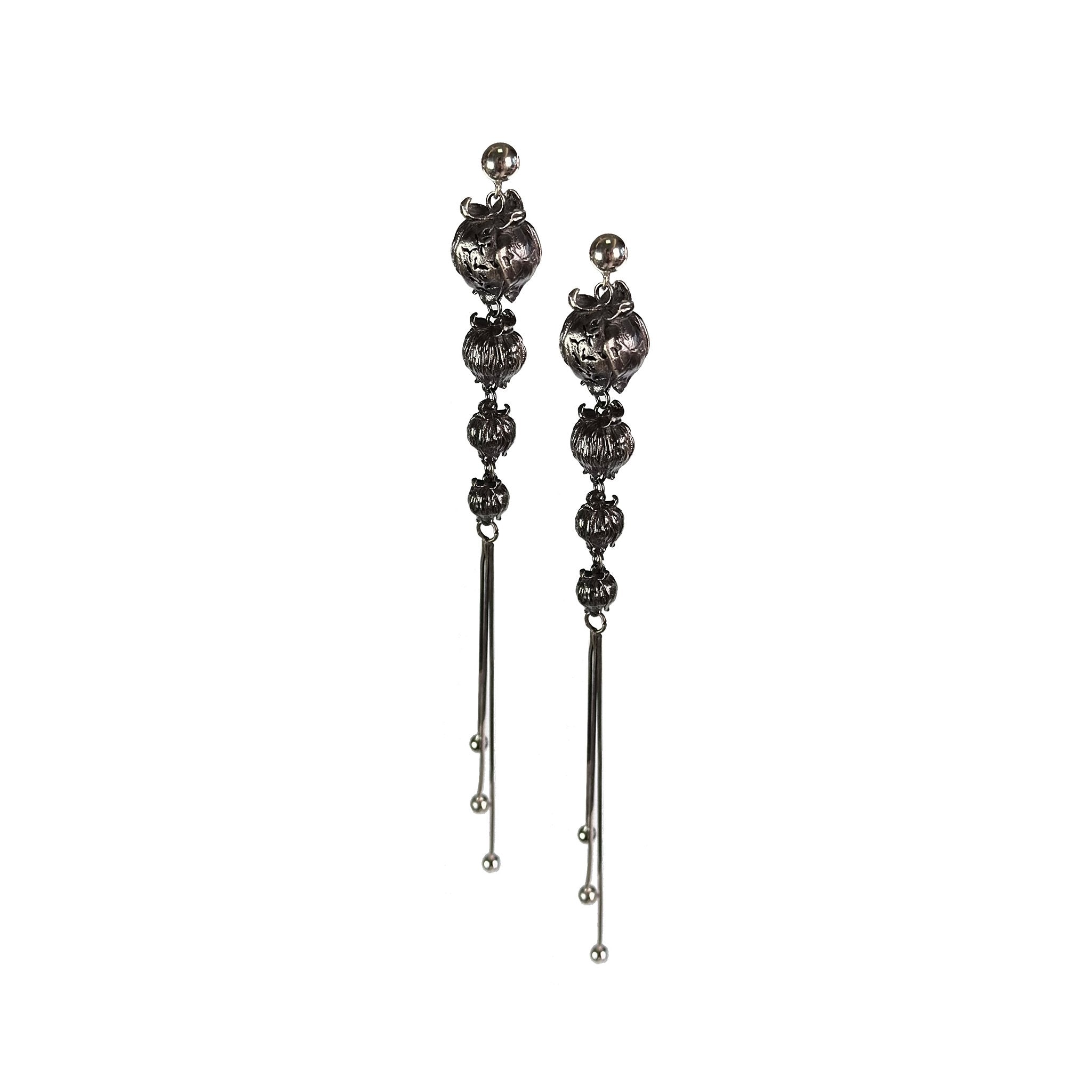 CHENG Black Silver Sculpted Draped Wire Pod Earrings | MADA IN CHINA