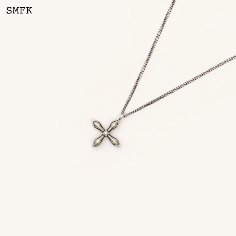 SMFK Compass Classic Cross Necklace Antique Silver | MADA IN CHINA