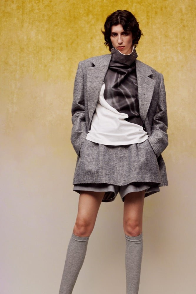 ilEWUOY Deer Velvet Miniskirt (Built-in Shorts) | MADA IN CHINA