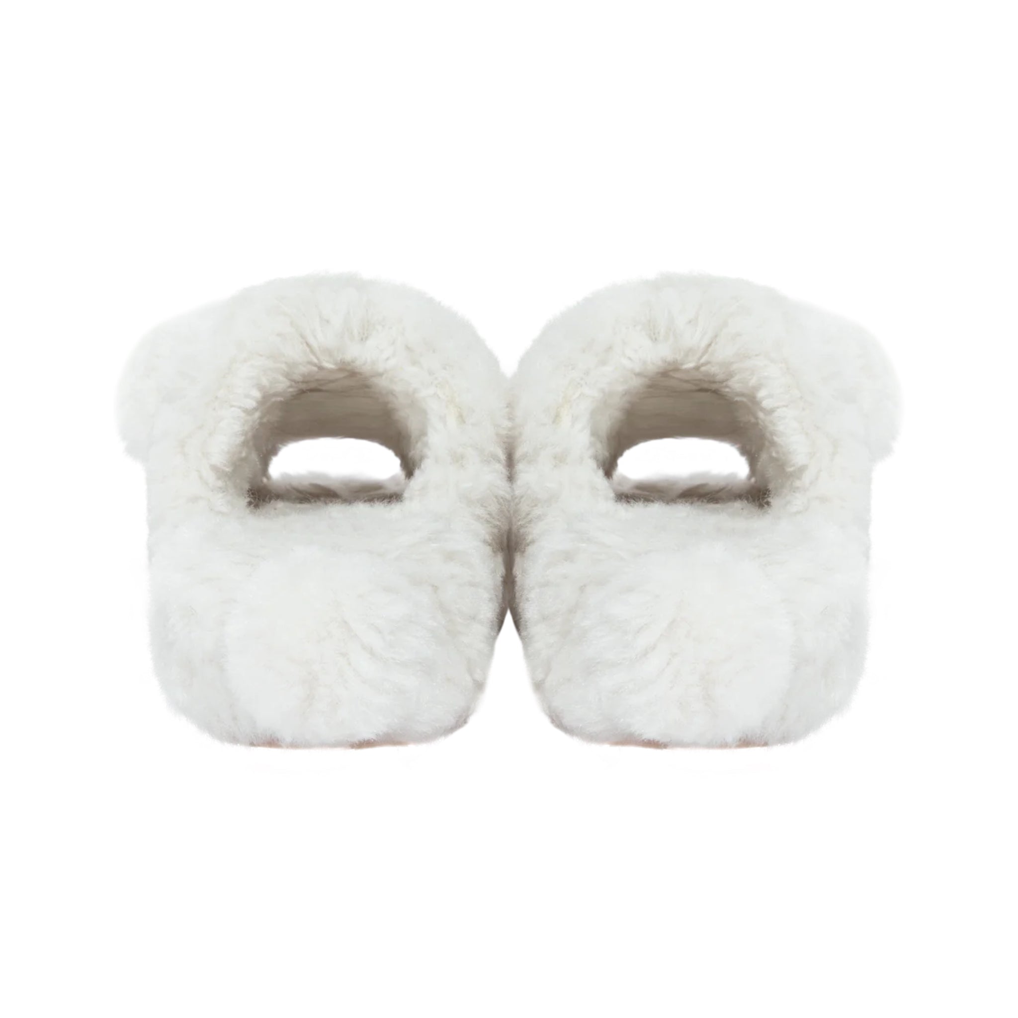 13DE MARZO Doozoo Dynamic Fuzzy Slipper In White | MADA IN CHINA