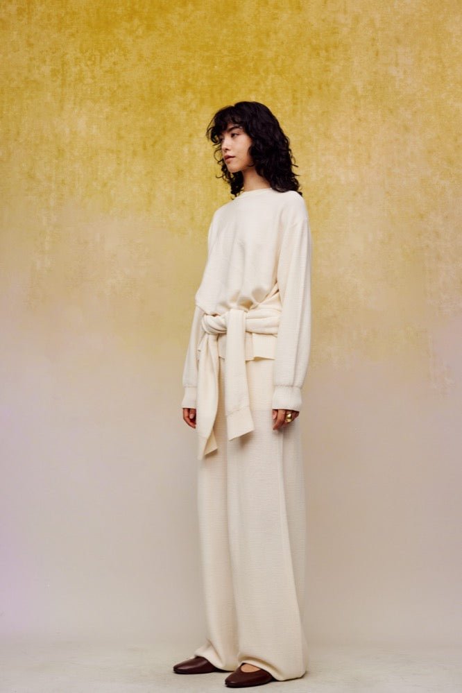ilEWUOY Fake Two-piece Silk Sweater in White | MADA IN CHINA