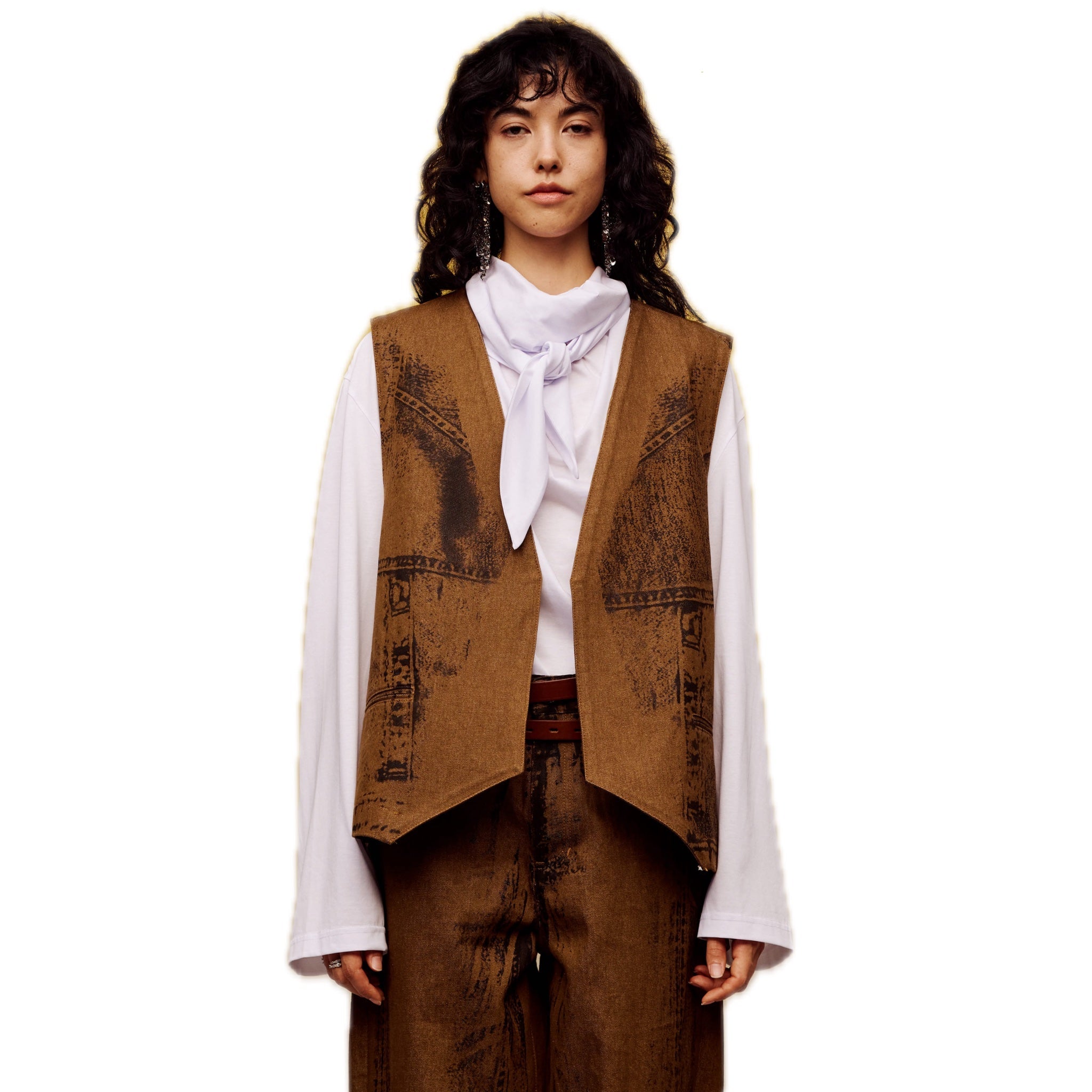 ilEWUOY Offset Print Denim Vest in brown | MADA IN CHINA