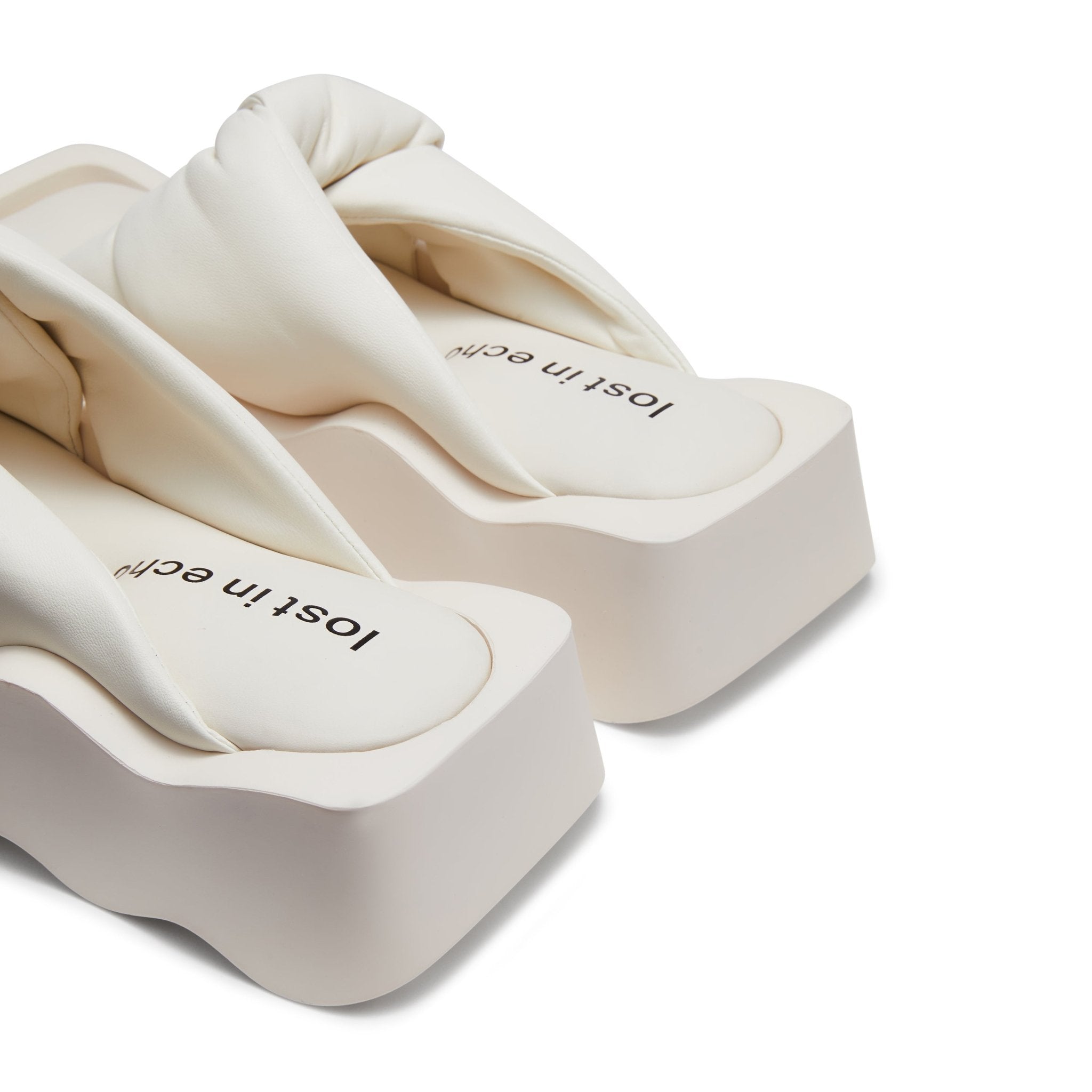LOST IN ECHO Wavy Sole Padded Knot Slippers in White | MADA IN CHINA