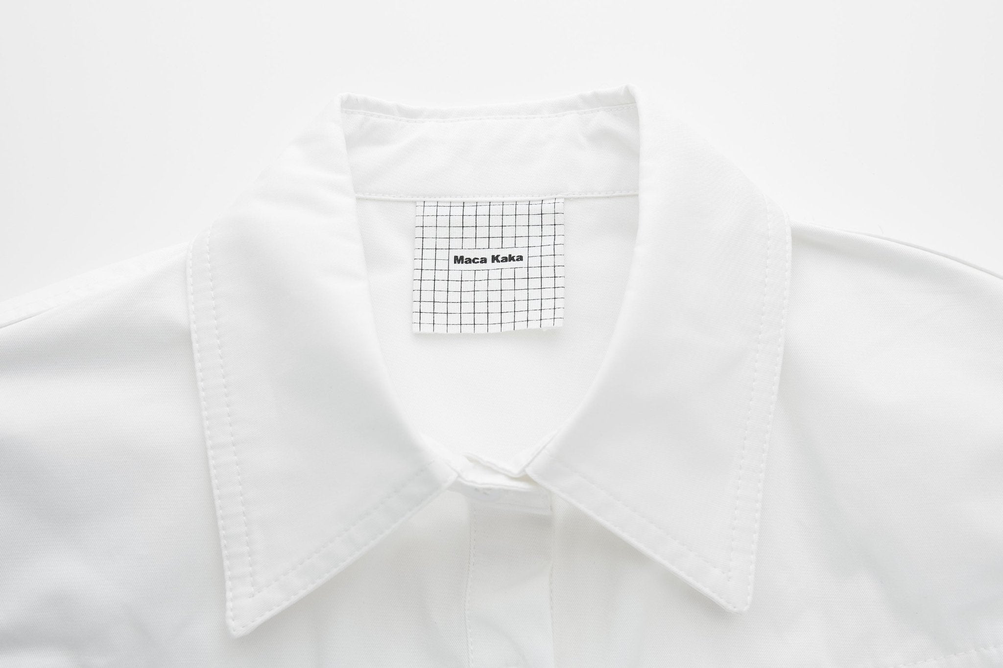 Maca Kaka White Deconstructed Cropped Shirt | MADA IN CHINA