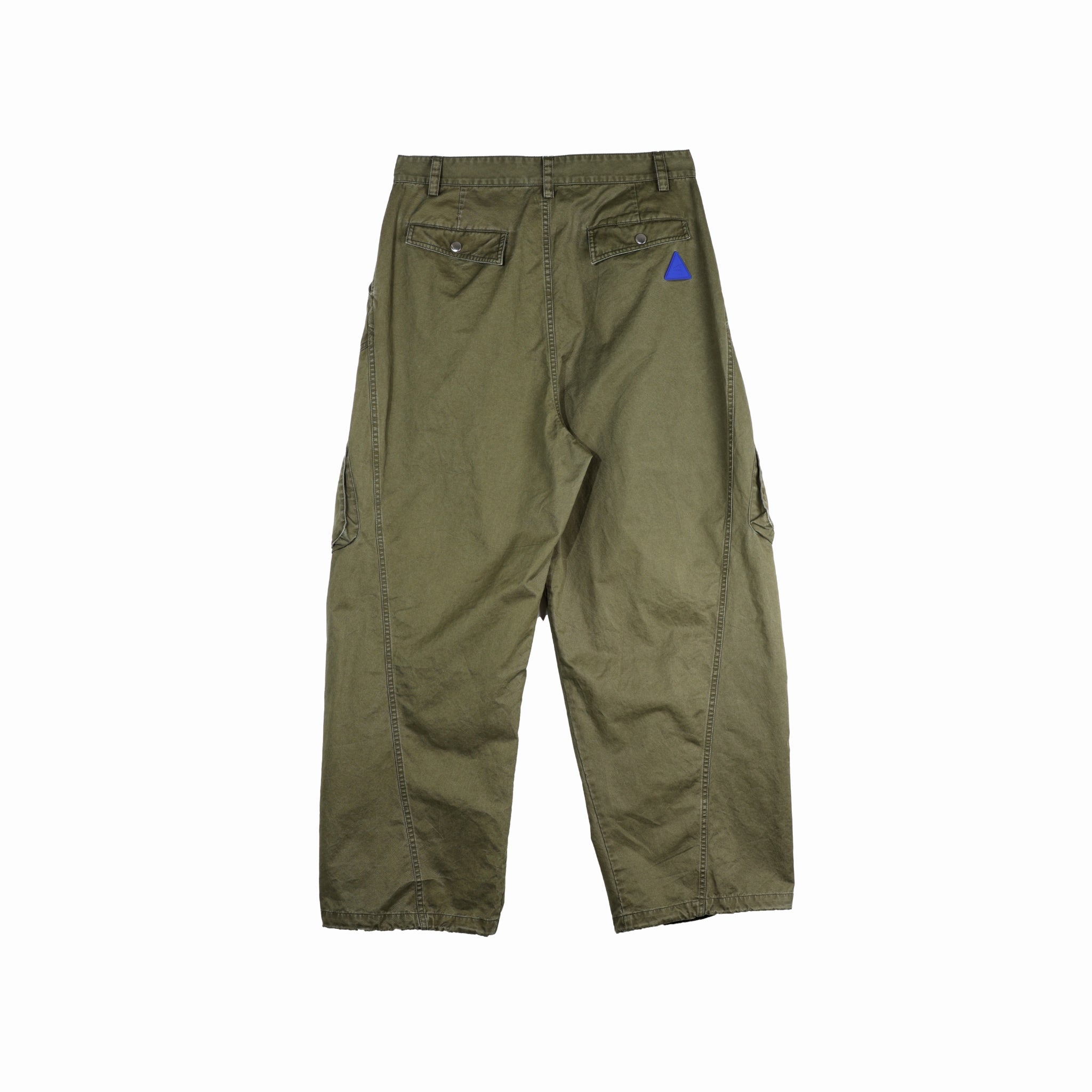 ARCH Baggy Cargo Pants Green | MADA IN CHINA