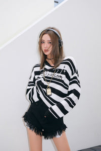 DIANA VEVINA Black and White Striped Letter Top | MADA IN CHINA
