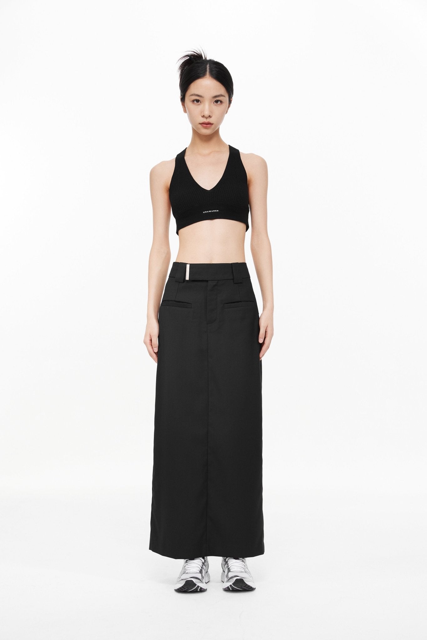 UNAWARES Black Custom Metal Clip Side-Slit Mid-Length Skirt | MADA IN CHINA