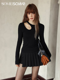 SOMESOWE Black Cut-out Bottoming Shirt | MADA IN CHINA