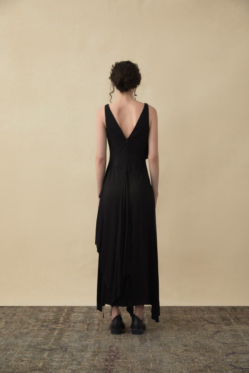 ELYWOOD Black Folded Layer Dress Sleeveless | MADA IN CHINA