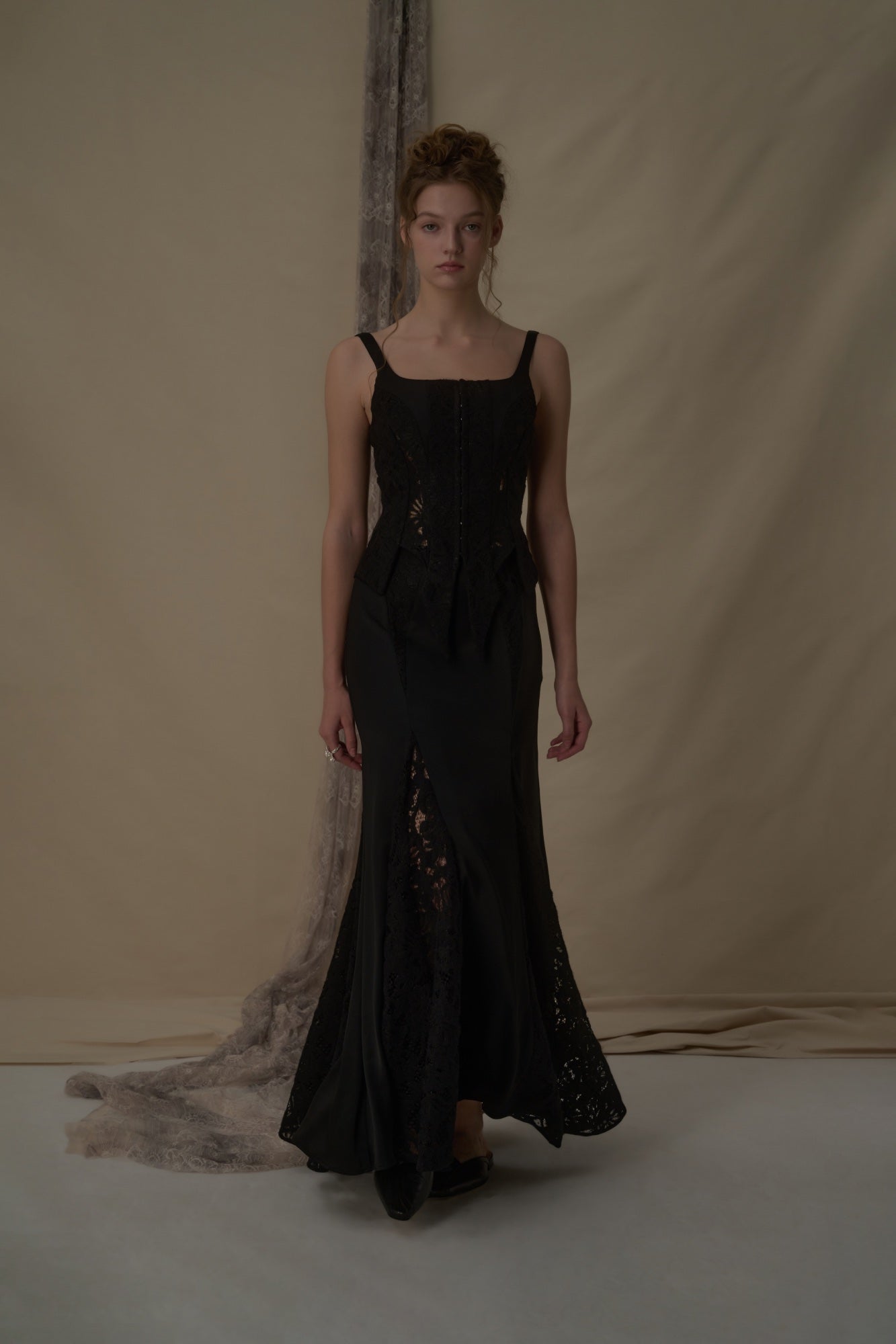 ELYWOOD Black Lace Split Mid-Length Skirt | MADA IN CHINA