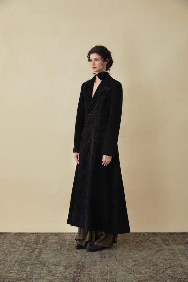 ELYWOOD Black Velvet Jacquard Long Coat | MADA IN CHINA