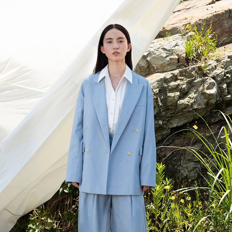 THE FLOCKS Blue Double Snap Oversized Suit | MADA IN CHINA