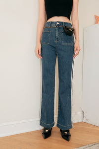 DIANA VEVINA Blue Pearl Button Straight Jeans | MADA IN CHINA