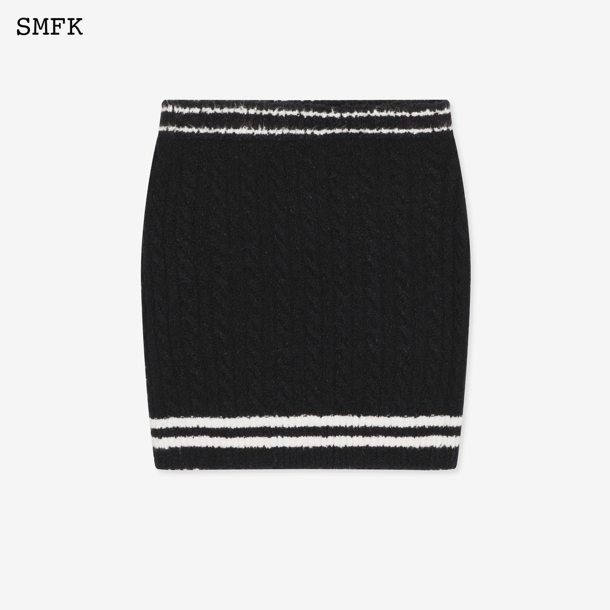 SMFK Compass Classical Black Knitted Set | MADA IN CHINA