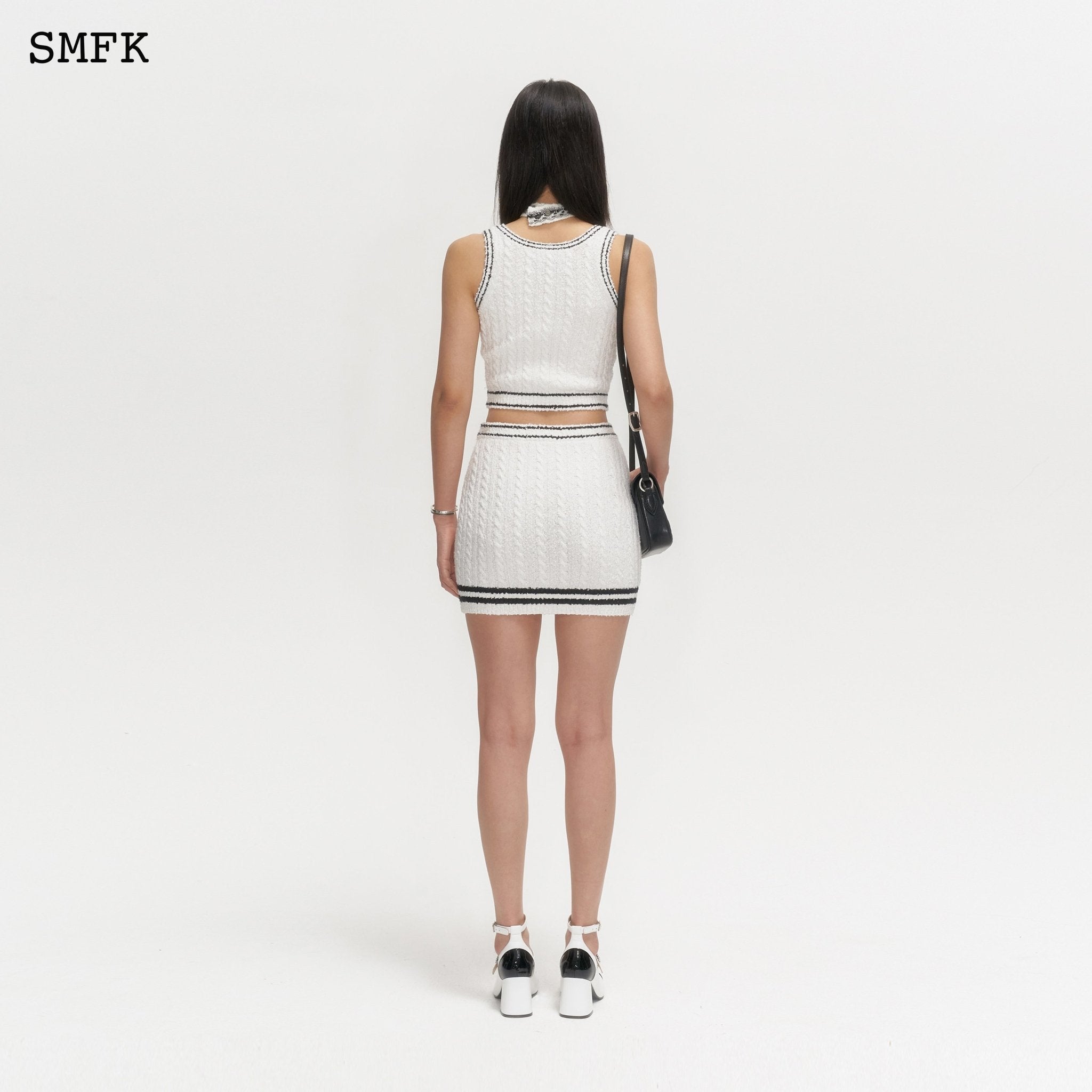 SMFK Compass Classical White Knitted Set | MADA IN CHINA