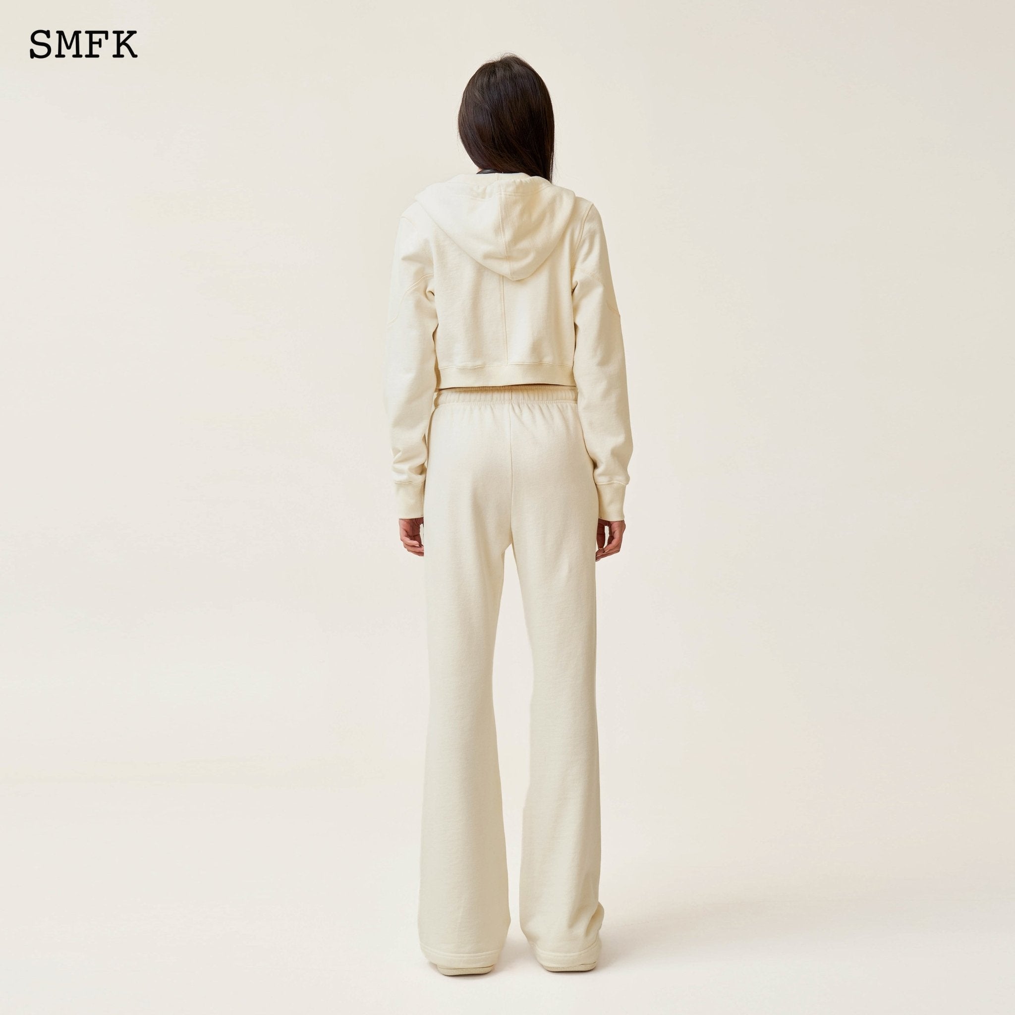 SMFK Compass Cross Classic Flared Sweatpants White | MADA IN CHINA