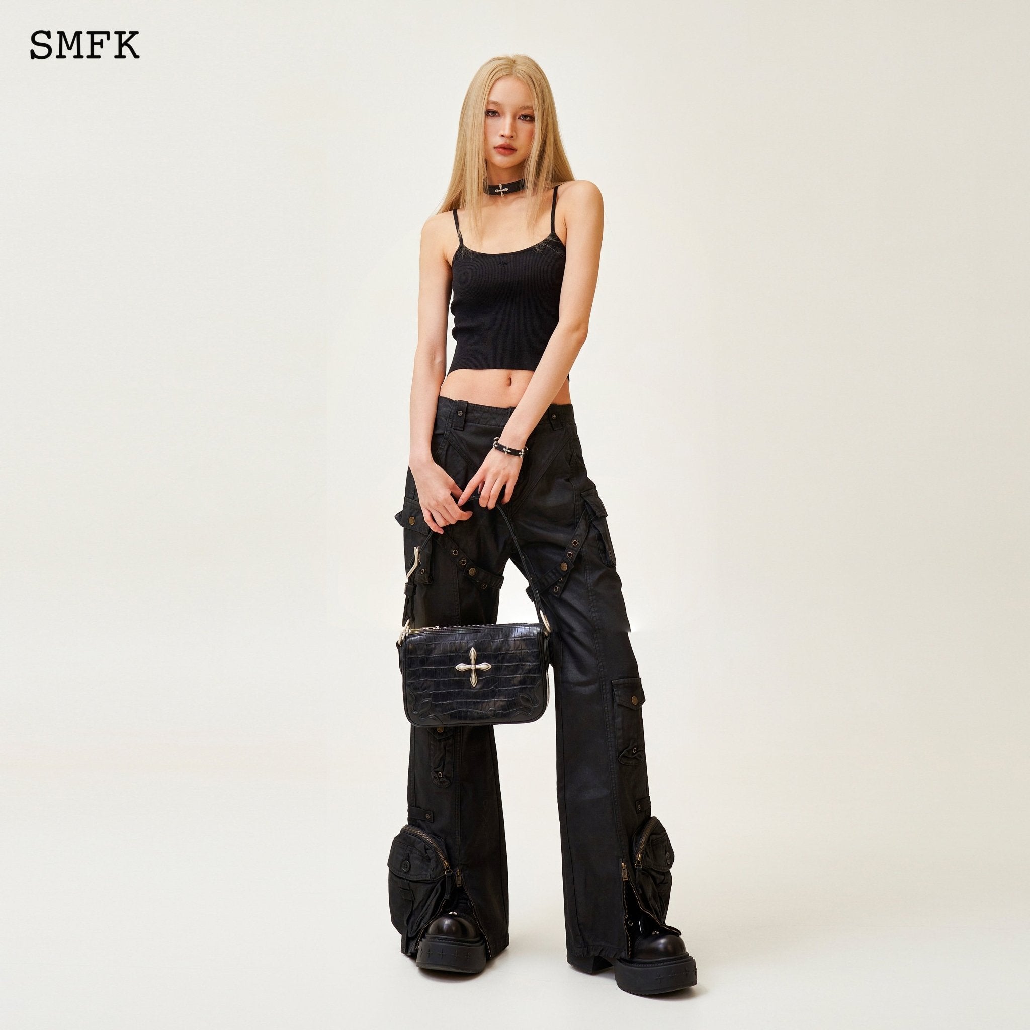 SMFK Compass Cross Classic Knitted Vest Top Black | MADA IN CHINA