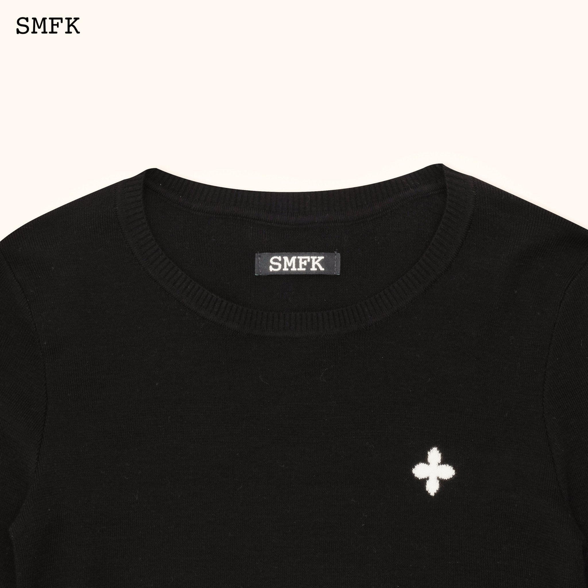 SMFK Compass Cross Classic Riding Knitted Top In Black | MADA IN CHINA
