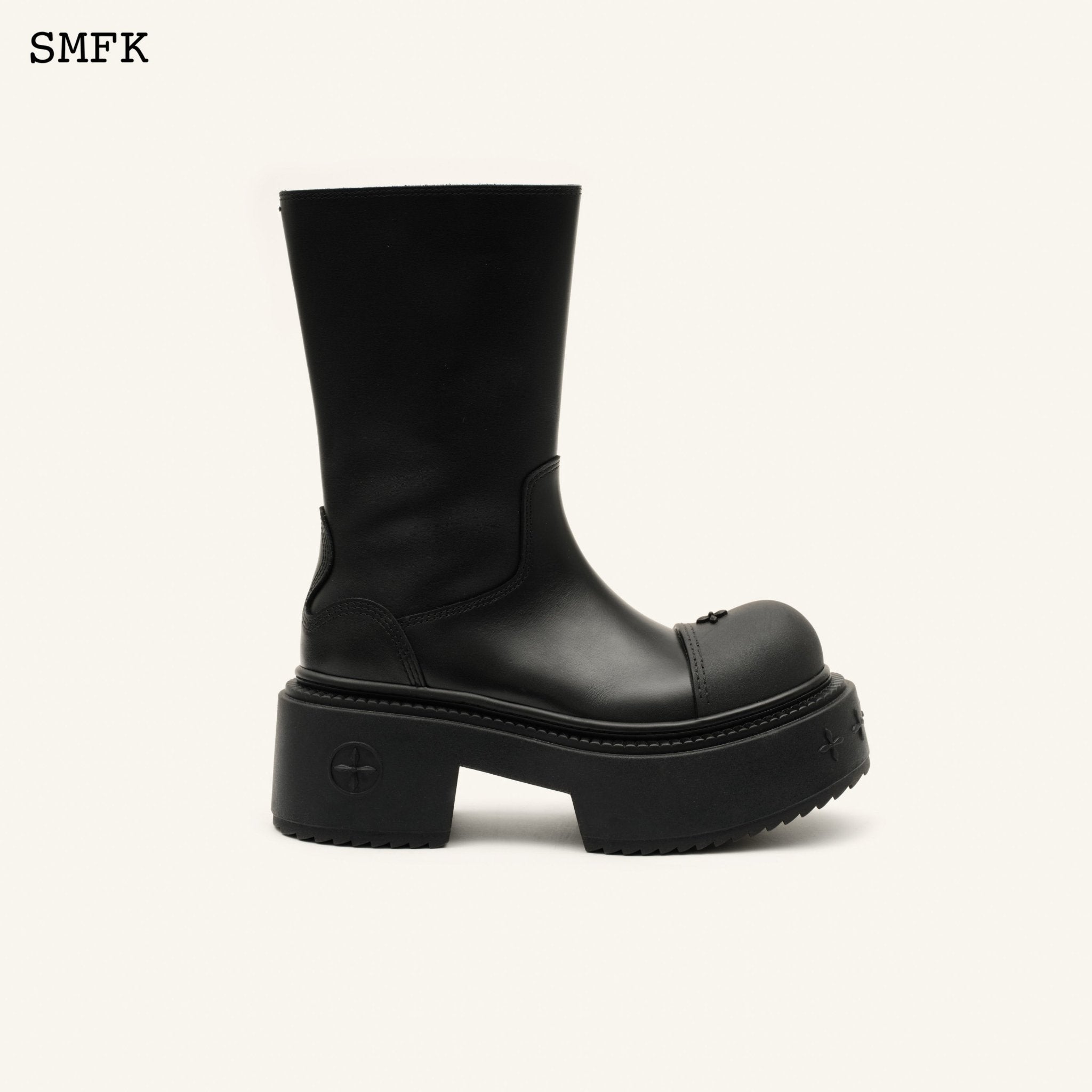 SMFK Compass Rider Low Boots In Black | MADA IN CHINA
