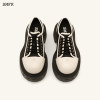 SMFK Compass Rider Low-Top Boots In Black And White | MADA IN CHINA