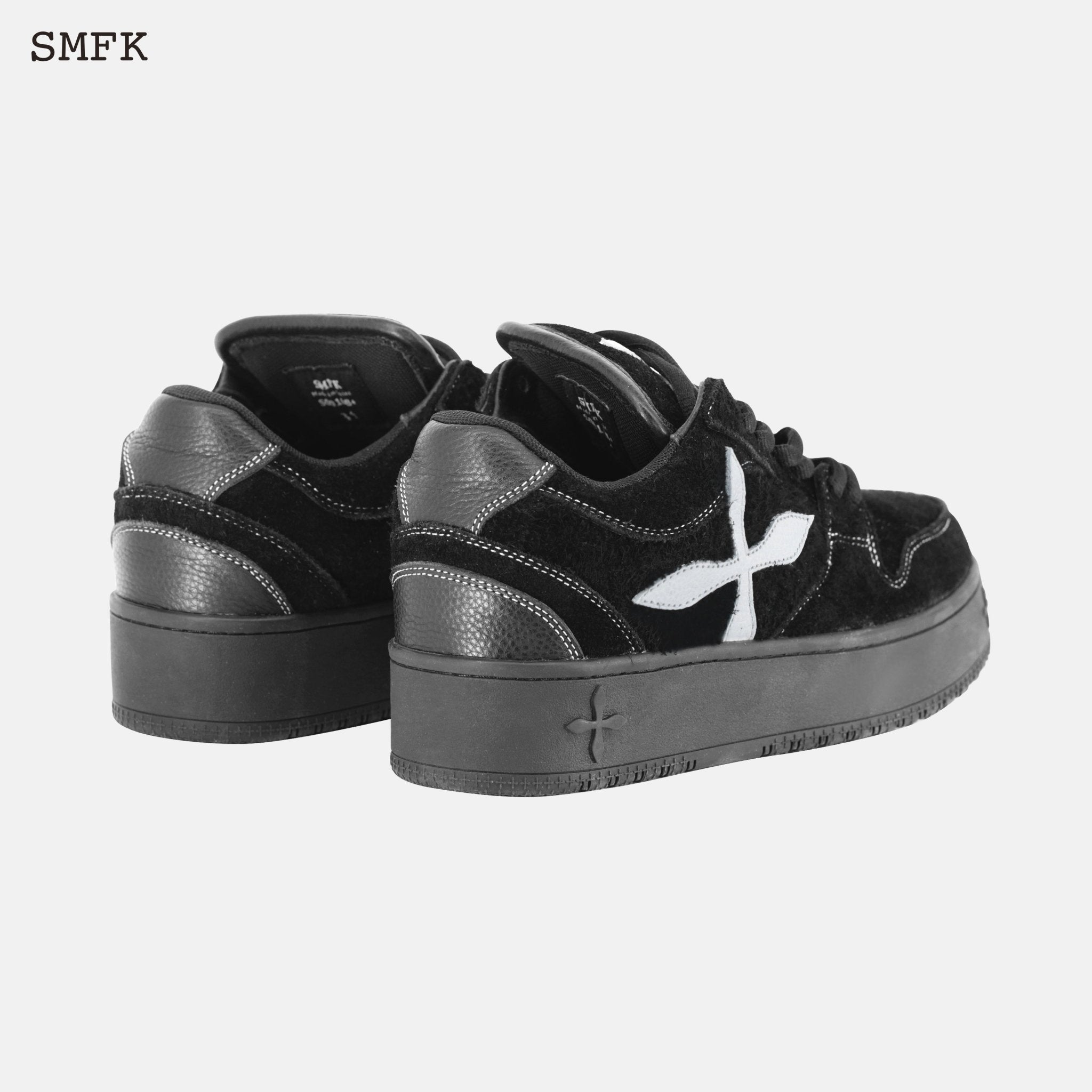 SMFK Compass Skater Sneakers | MADA IN CHINA