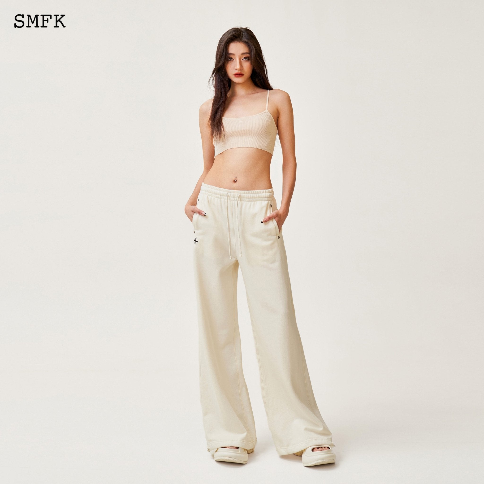 SMFK Compass Wave High-Heel Bumper Sandal In White | MADA IN CHINA