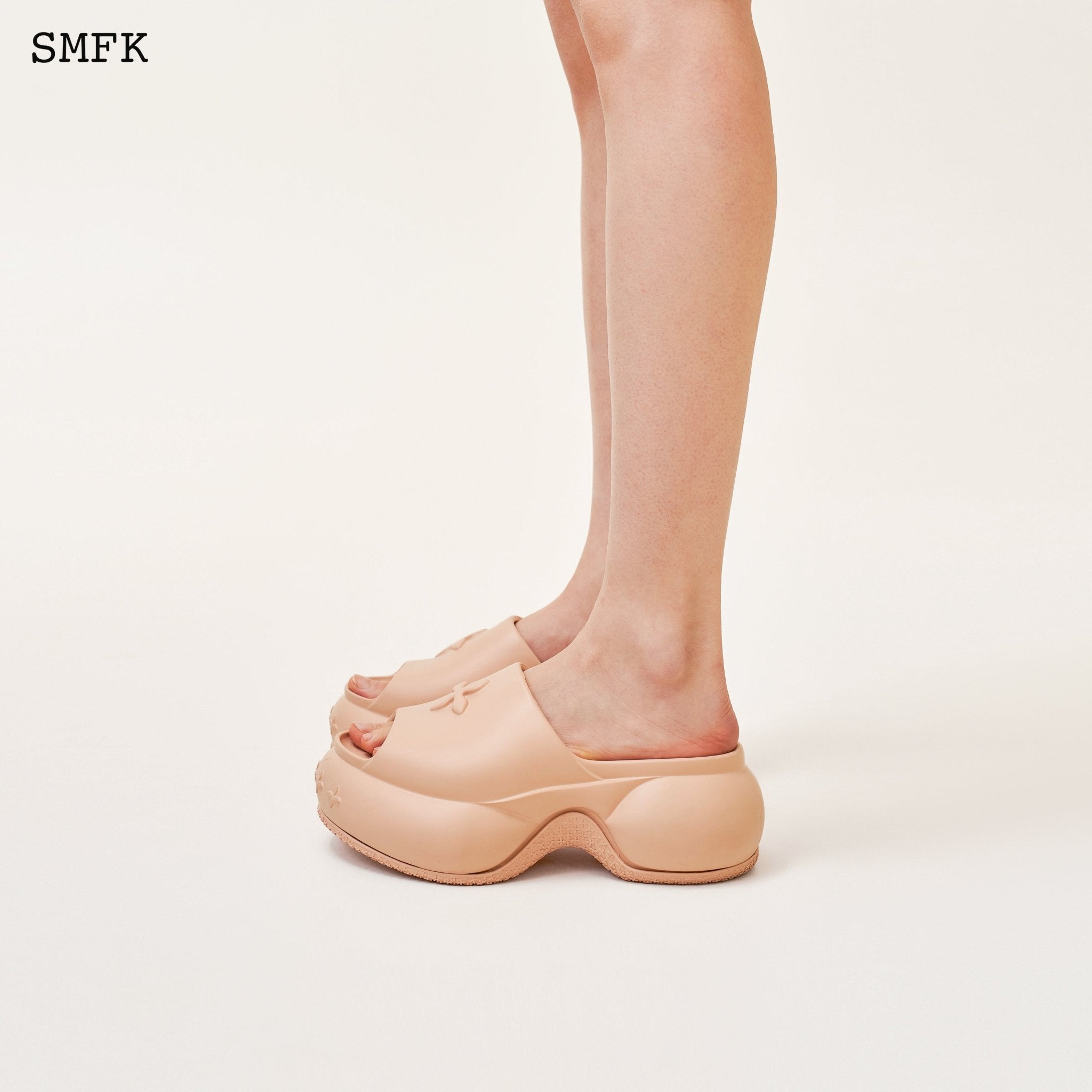 SMFK Compass Wave Platform Bumper Sandal In Nude | MADA IN CHINA