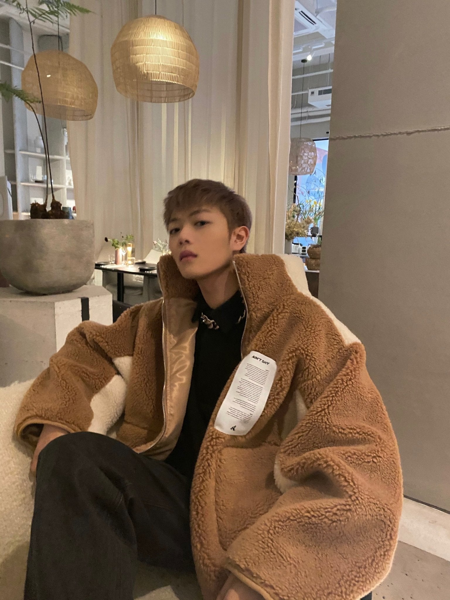 AIN'T SHY Fleece Jacket Caramel | MADA IN CHINA