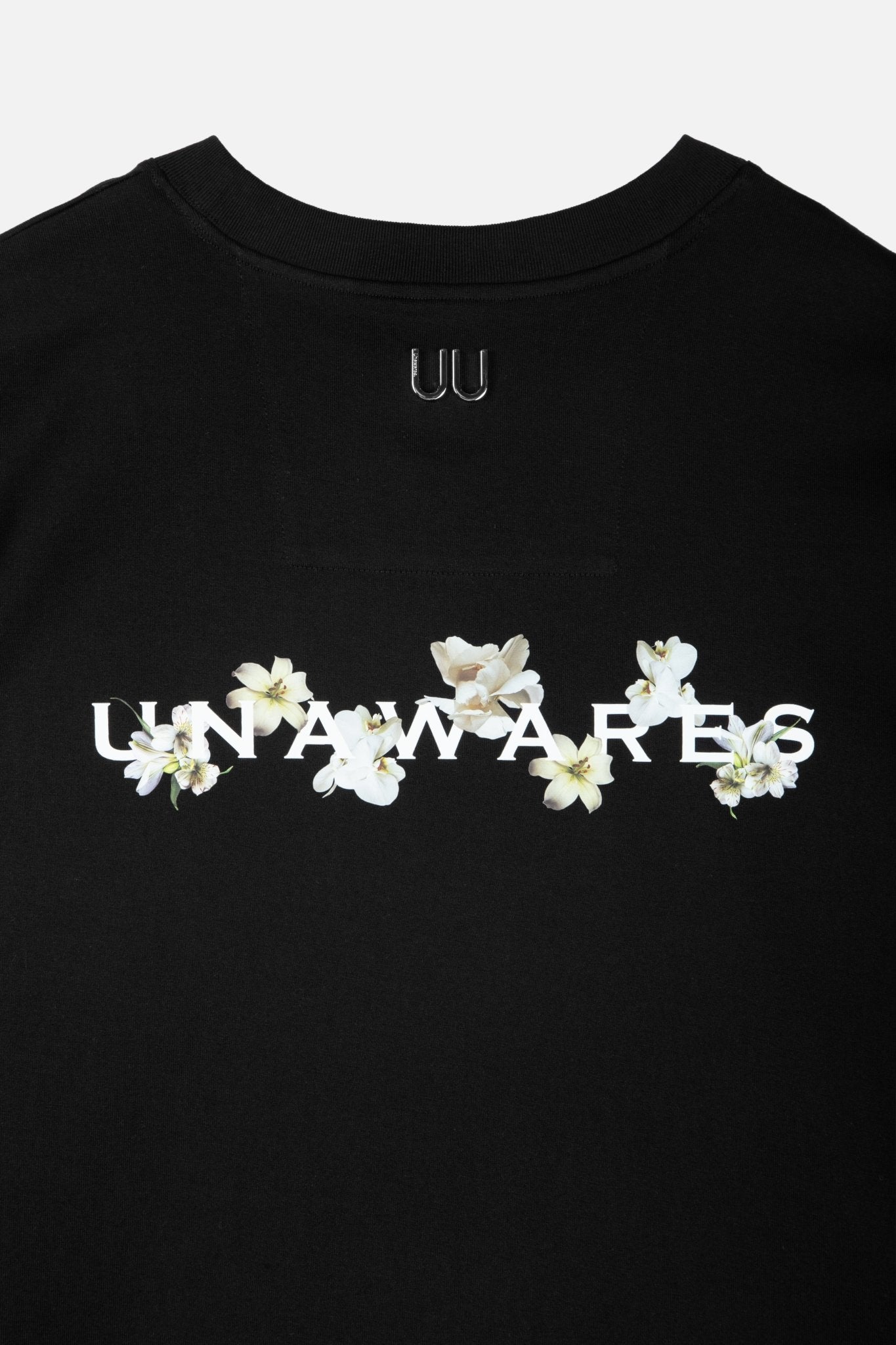 UNAWARES Floral Pattern Loose Fit T-shirt Black | MADA IN CHINA