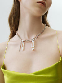LOST IN ECHO Fringed Pearl Necklace Silver | MADA IN CHINA