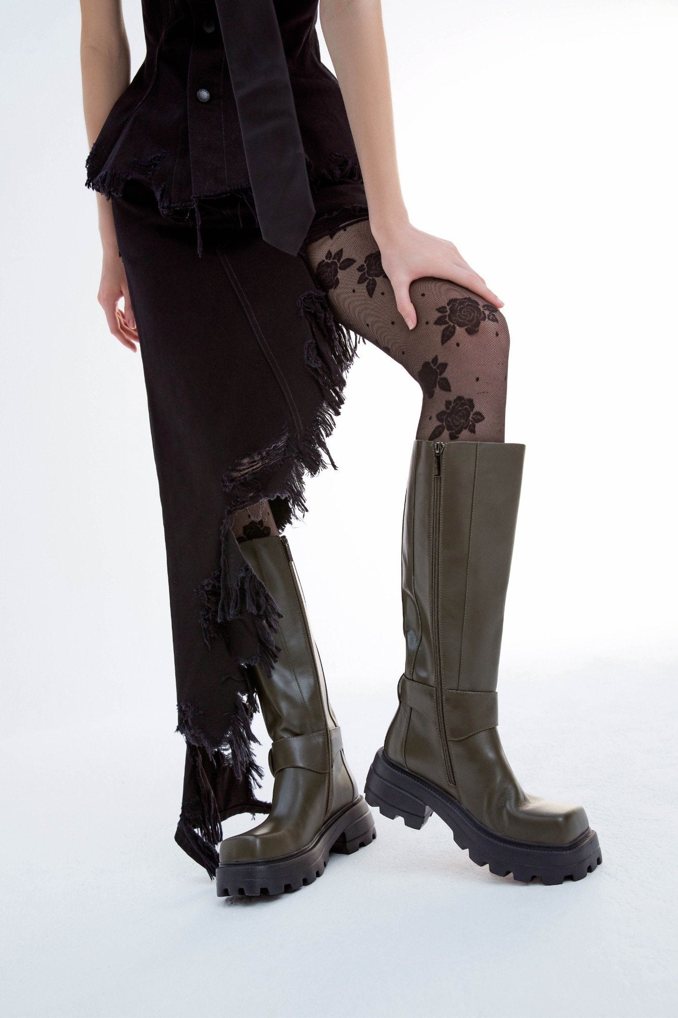 LOST IN ECHO Green Square Toe Knee High Boots | MADA IN CHINA