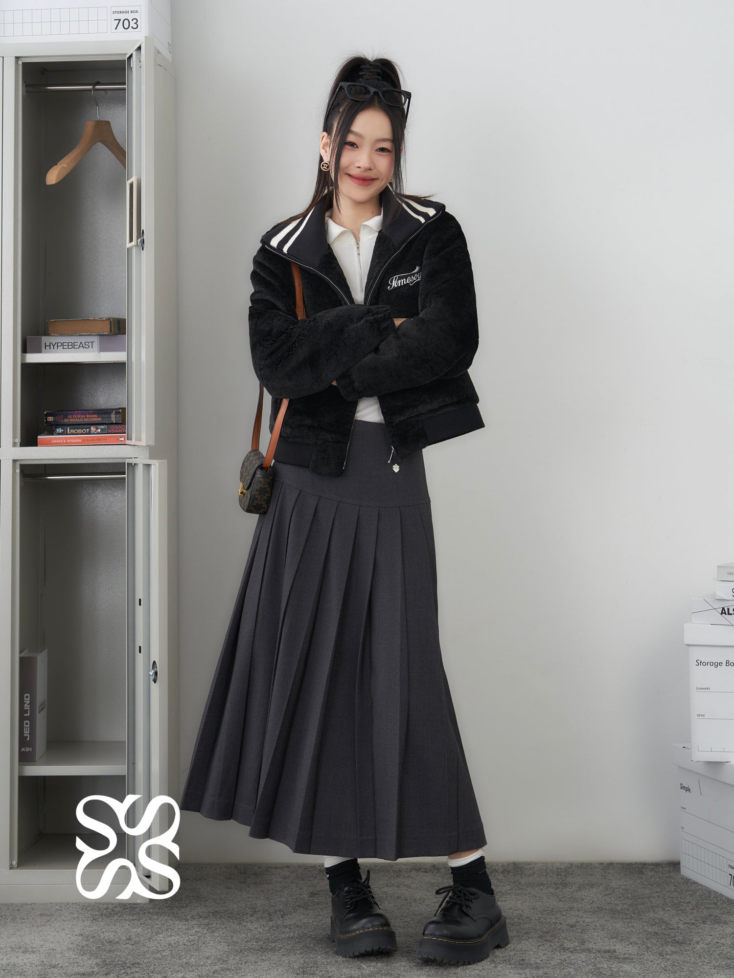 SOMESOWE Grey Academy Pleated Skirt | MADA IN CHINA