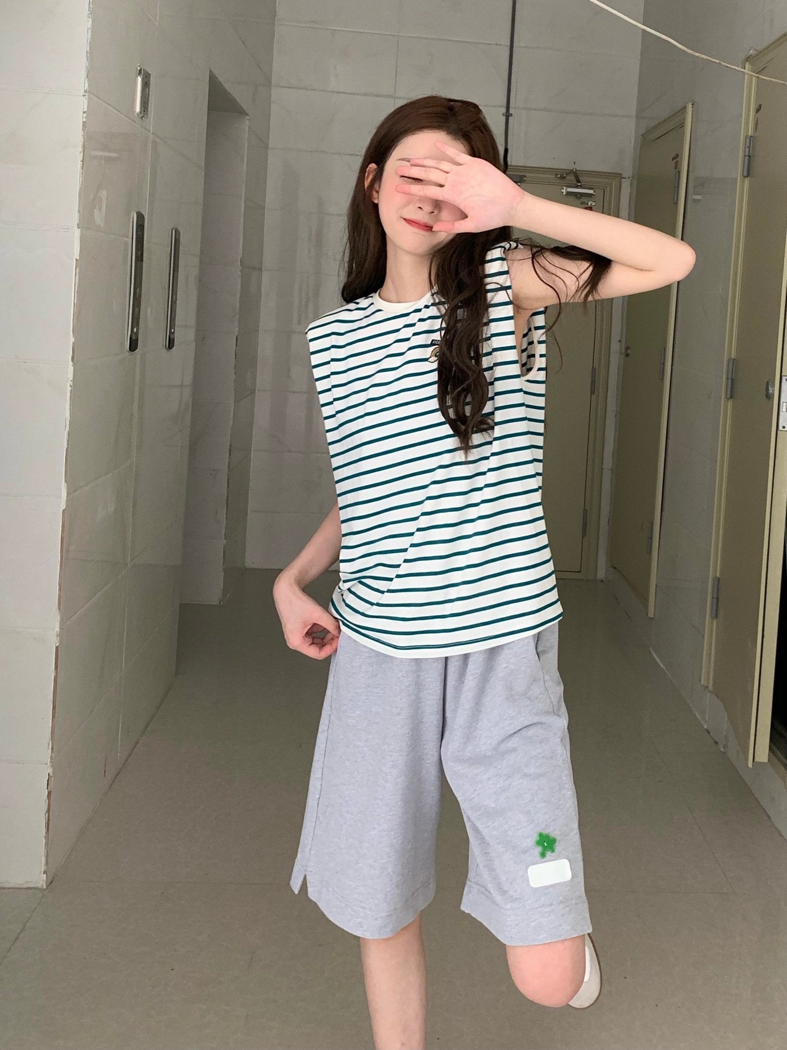 Andrea Martin Grey Puzzle Logo Shorts | MADA IN CHINA