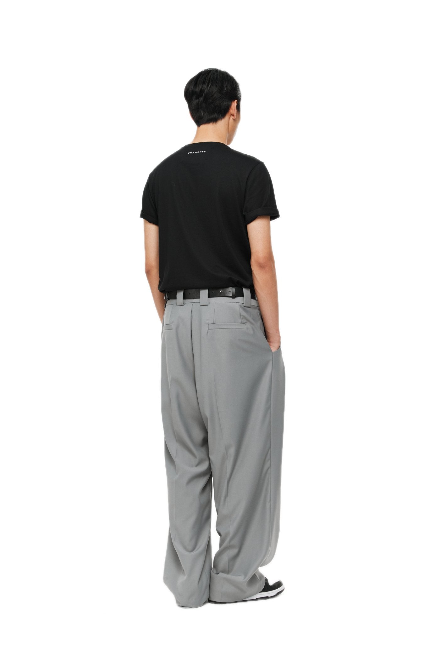 UNAWARES Grey Three Pleat Loose Trousers | MADA IN CHINA