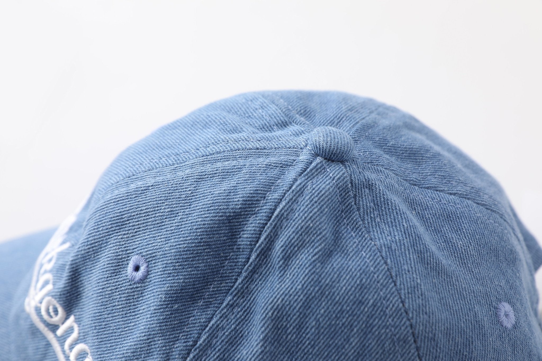 MARK GONG Light Blue Embroidered Cap | MADA IN CHINA