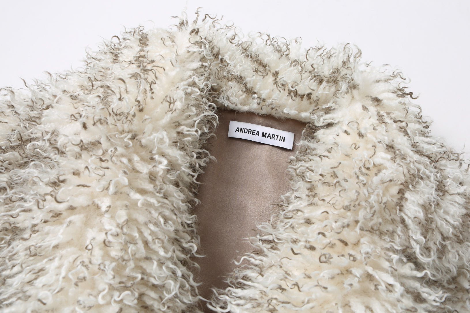 Andrea Martin Light Grey Lapel Fur Feather Coat | MADA IN CHINA