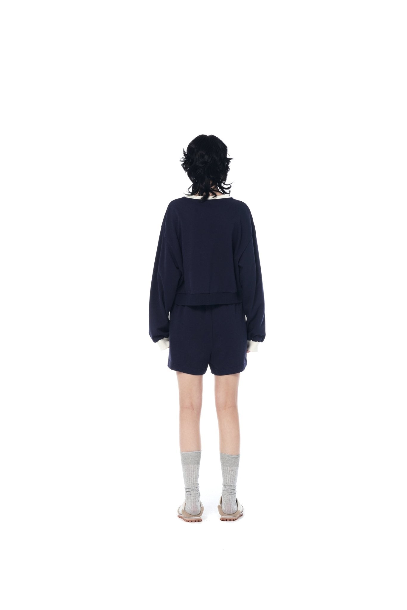 ICE DUST Offset Contrasting Trim Sweater | MADA IN CHINA