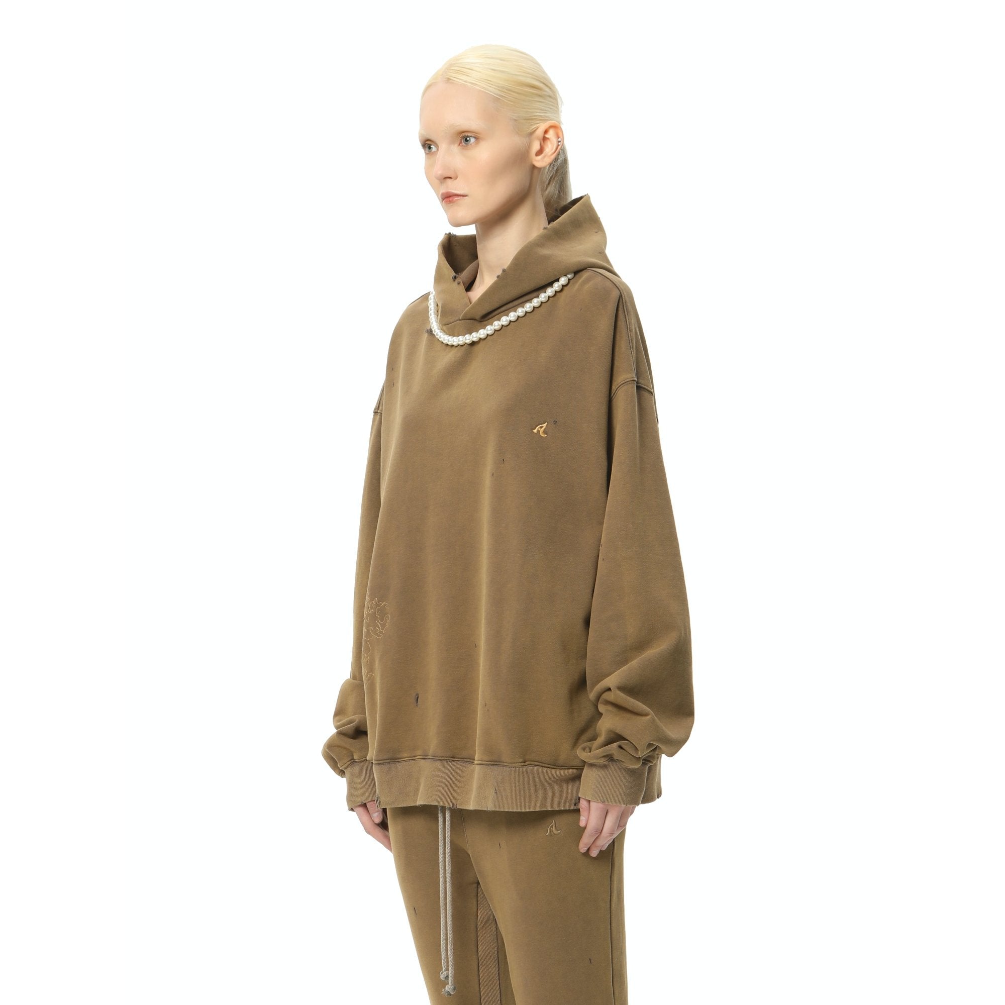 AIN'T SHY Pearl Necklace Hoodie Khaki Brown | MADA IN CHINA