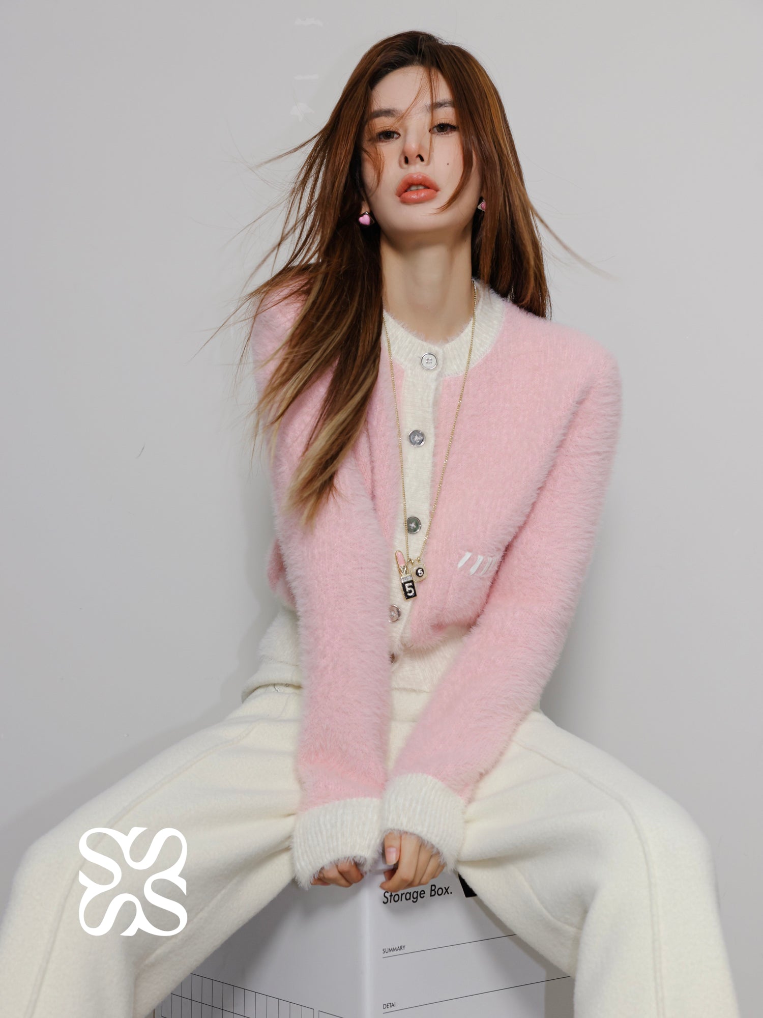 SOMESOWE Pink And White Fake Fur Retro Coat | MADA IN CHINA