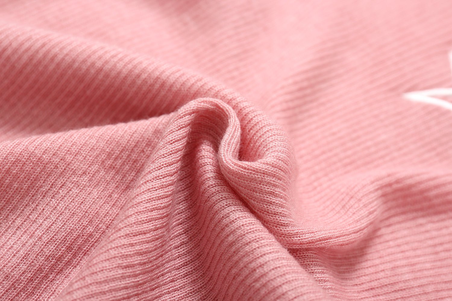 SOMESOWE Pink Stitched Star Bottoming Shirt | MADA IN CHINA