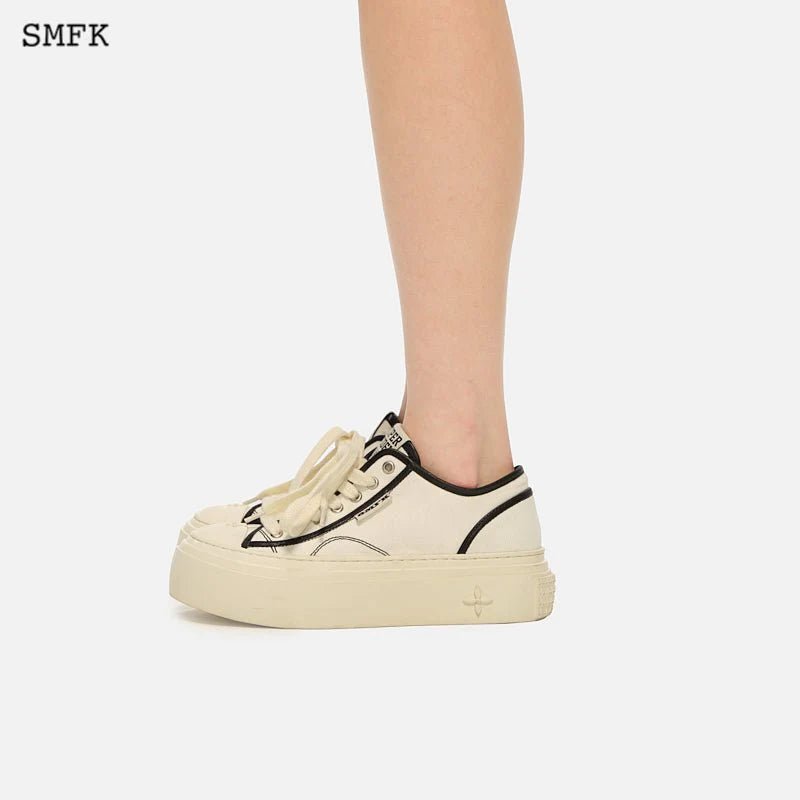 SMFK Retro College Low Top Board Shoes White | MADA IN CHINA